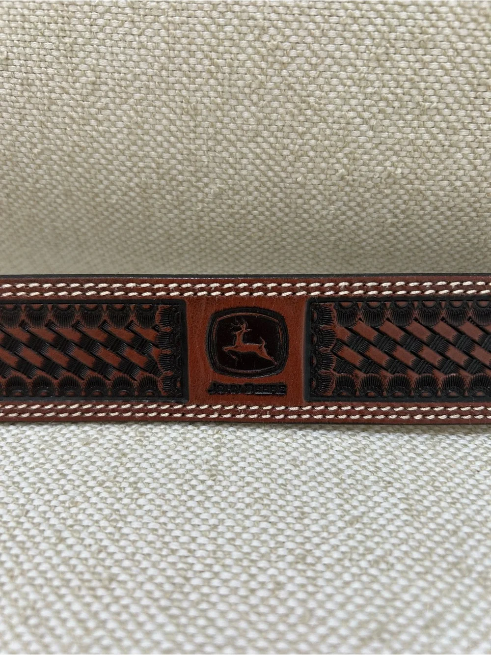 John Deere Men’s Brown Embossed Leather Belt Silver Buckle Size 38-40 Western